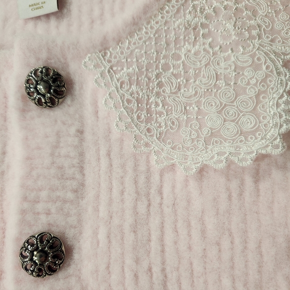 House Of Harlow 1960 Soft Pink Cardigan With Lace Collar - Picture 11 of 16